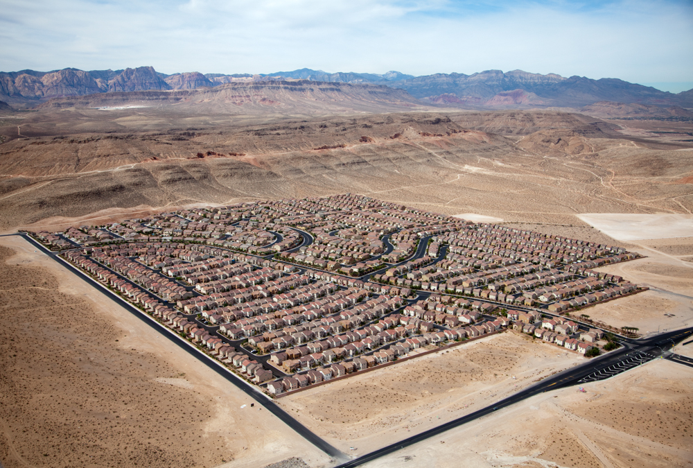 This single-use residential subdivision block is devoid of any urban amenities.